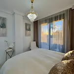 Apartmán Casa Sunsetgolf, 2-bdrm, Pool, Garden, Parking Estepona