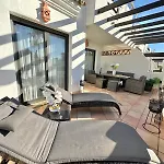 Casa Sunsetgolf, 2-bdrm, Pool, Garden, Parking Apartment Estepona