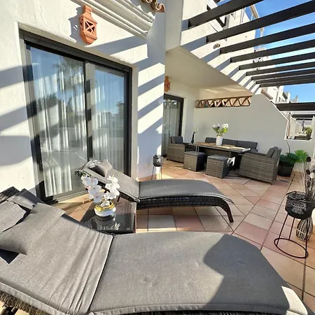 Casa Sunsetgolf, 2-bdrm, Pool, Garden, Parking Apartamento Estepona
