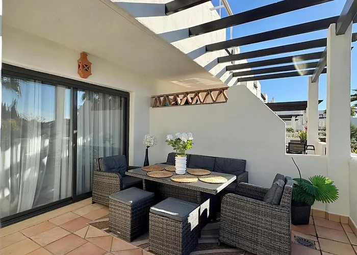 Casa Sunsetgolf, 2-bdrm, Pool, Garden, Parking Apartman *