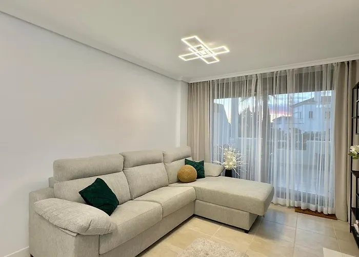 Casa Sunsetgolf, 2-bdrm, Pool, Garden, Parking Apartament