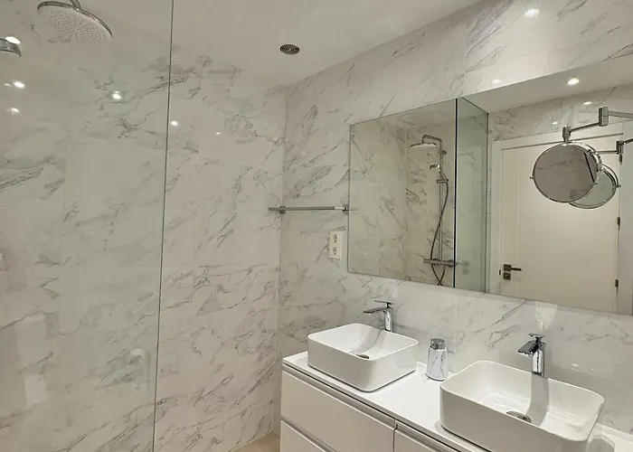 Casa Sunsetgolf, 2-bdrm, Pool, Garden, Parking Apartament