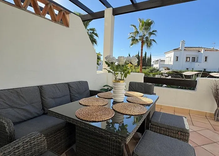 Casa Sunsetgolf, 2-bdrm, Pool, Garden, Parking Estepona